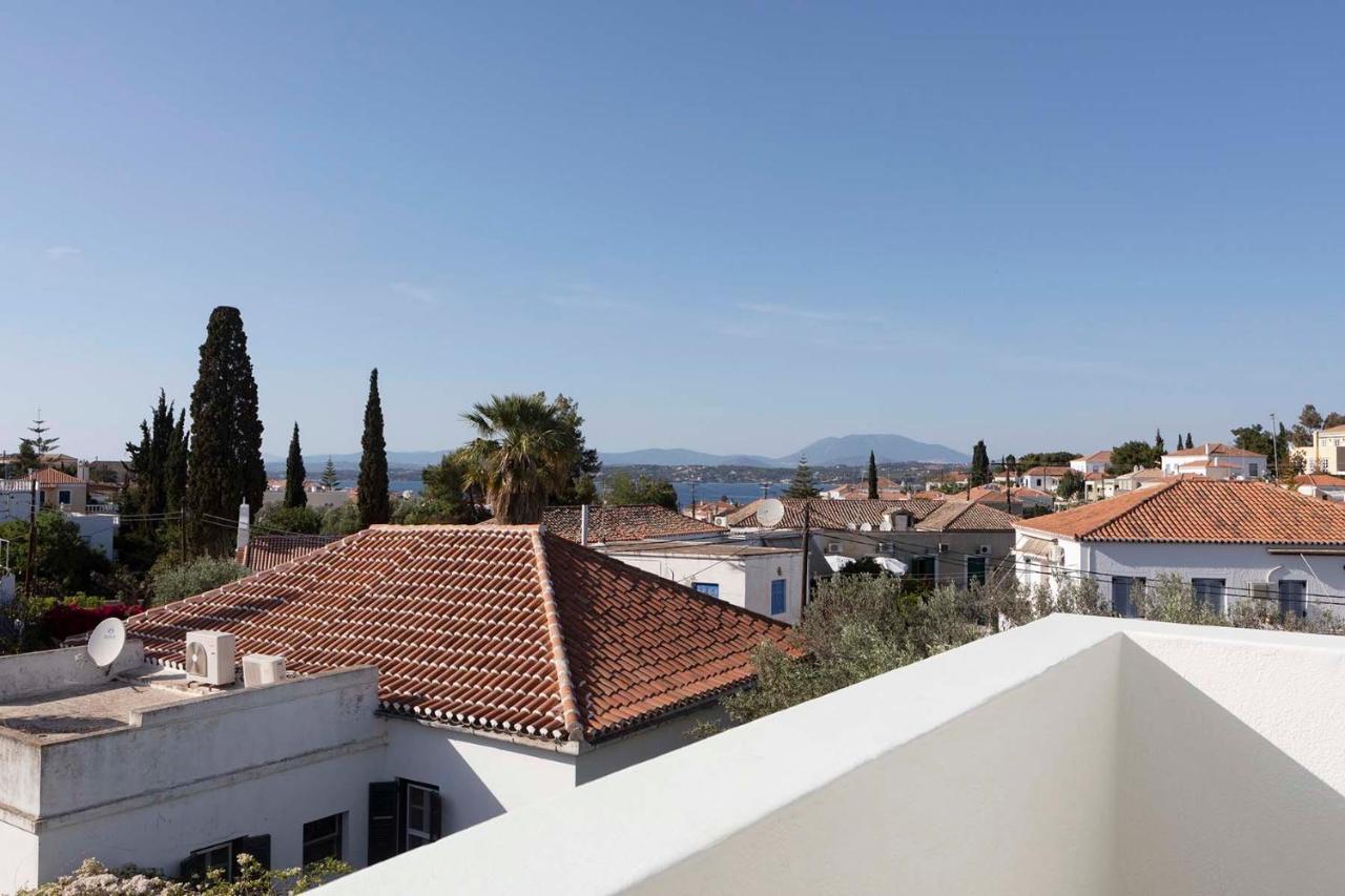 Yayaki Spetses Hotel Exterior foto