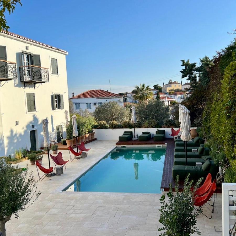 Yayaki Spetses Hotel Exterior foto