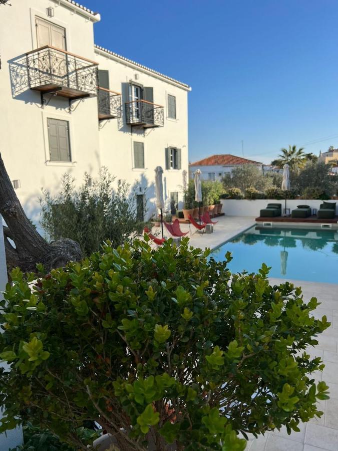 Yayaki Spetses Hotel Exterior foto