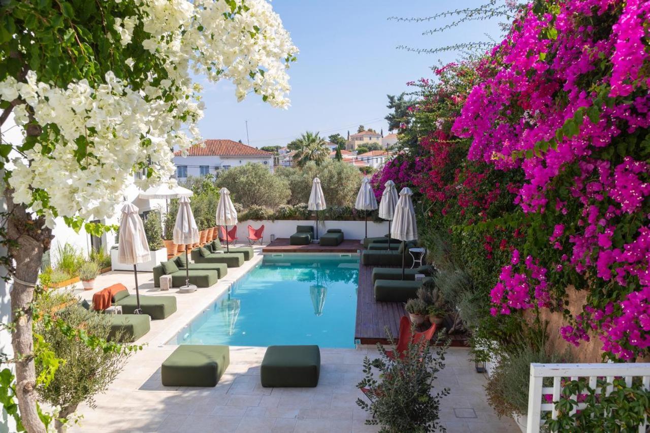 Yayaki Spetses Hotel Exterior foto
